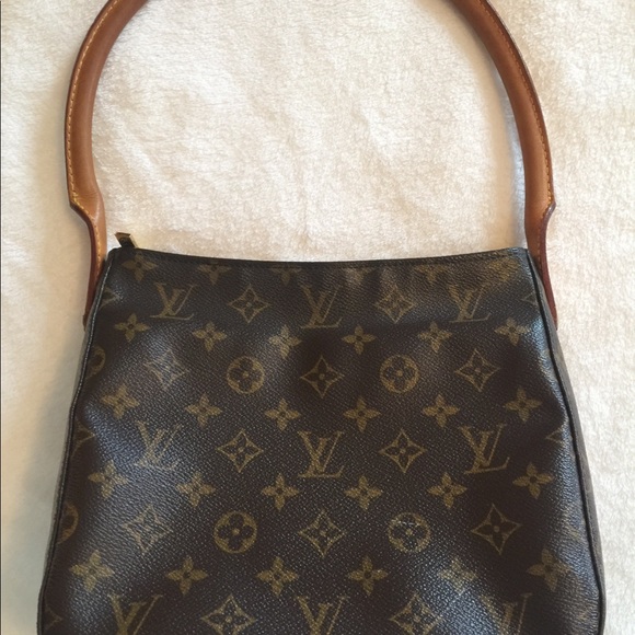 Louis Vuitton Handbags - Louis Vuitton Shoulder Bag